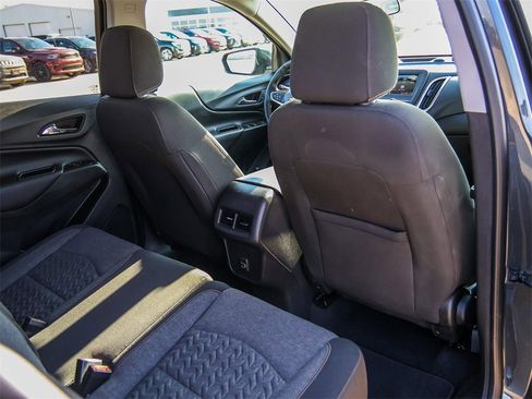 Used 2022 Chevrolet Equinox LT image 20