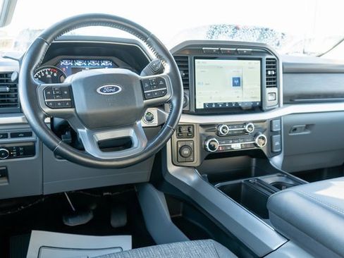 Used 2022 Ford F150 XLT w/ Equipment Group 302A High image 10