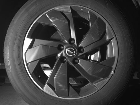 Used 2025 Nissan Rogue SV FWD image 10