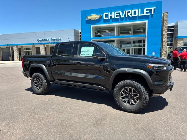 New 2026 Chevrolet Colorado ZR2 w/ Technology Package AWD/4WD image 1