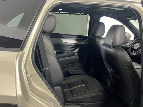 Used 2025 MAZDA CX-90 Plug-In Hybrid w/ Premium Plus image 33