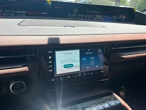 New 2026 Lincoln Navigator Reserve AWD/4WD image 25