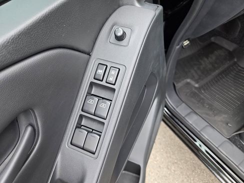 New 2026 Nissan Frontier SV w/ All-Weather Content Package AWD/4WD image 18