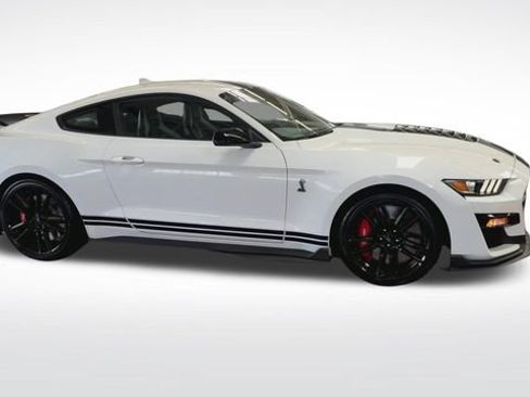 Used 2021 Ford Mustang Shelby GT500 w/ Technology Package RWD image 10
