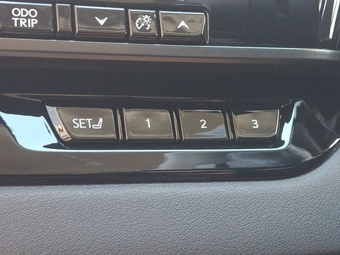 Certified 2023 Lexus RX 350 w/ Accessory Package (2T) AWD/4WD image 24