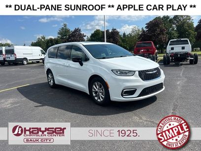 Used 2026 Chrysler Pacifica Limited