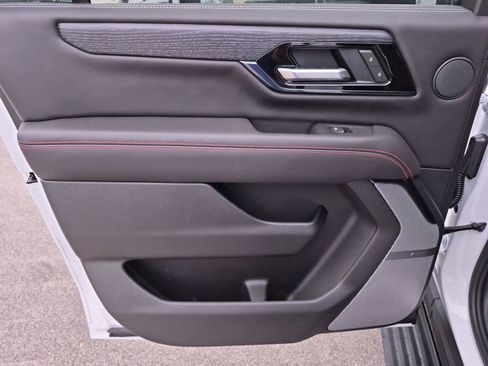 New 2026 GMC Yukon XL AT4 Ultimate AWD/4WD image 38