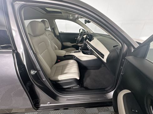 Used 2025 Honda HR-V EX-L image 30