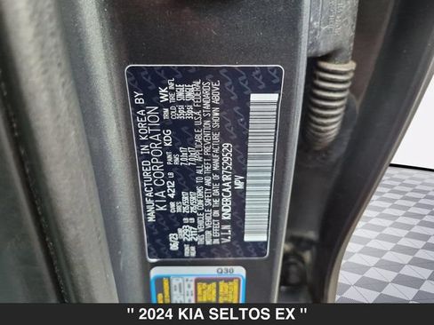Used 2024 Kia Seltos EX AWD/4WD image 36