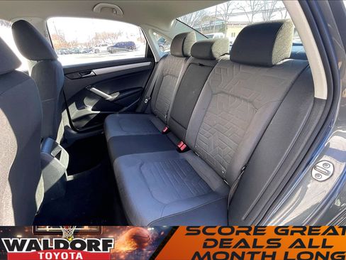 Used 2021 Volkswagen Passat 2.0T S image 30