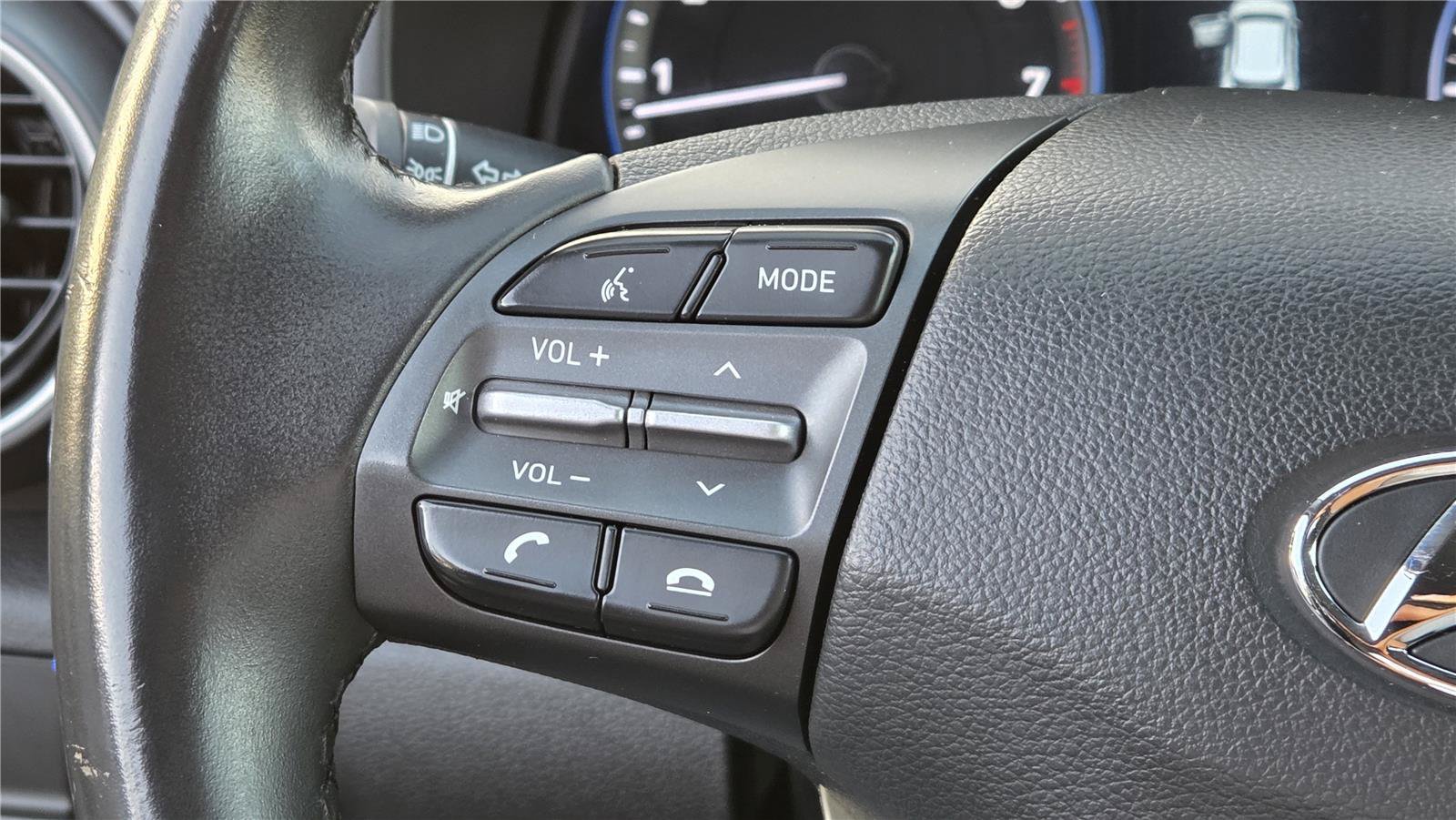 Used 2019 Hyundai Kona SEL FWD image 18