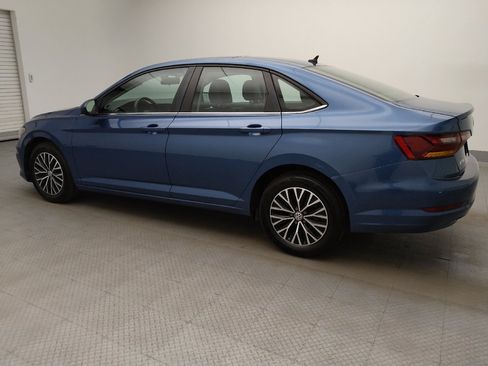 Used 2019 Volkswagen Jetta R-Line FWD image 3