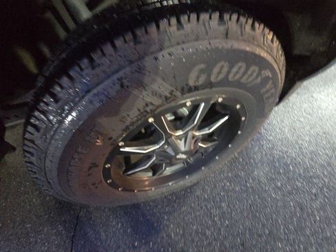 Used 2019 Ford F250 XLT image 24