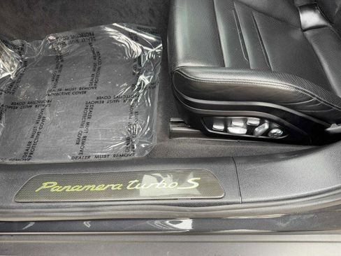 Used 2018 Porsche Panamera Turbo S image 20