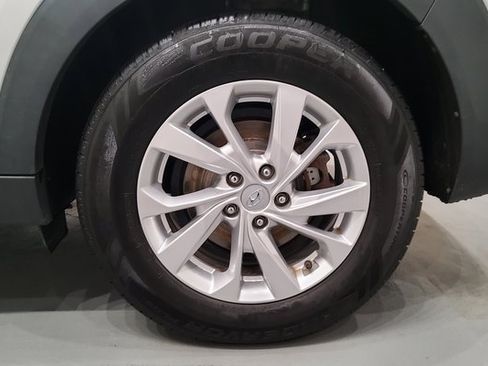 Used 2019 Hyundai Tucson SE image 35