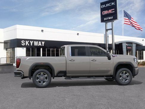 New 2026 GMC Sierra 2500 SLE image 5