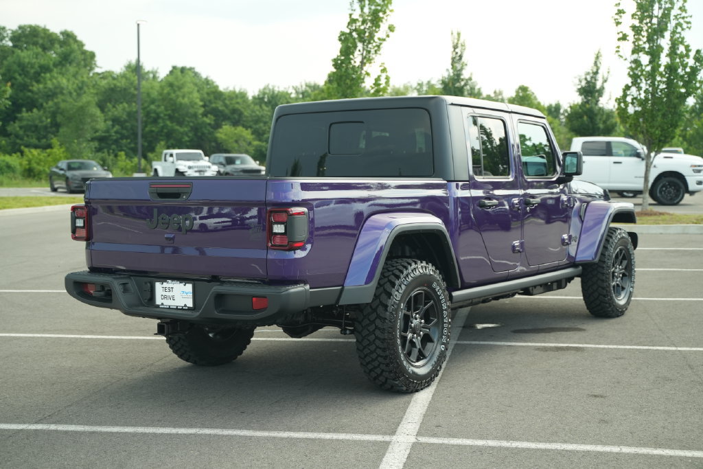 New 2026 Jeep Gladiator Sport AWD/4WD image 7