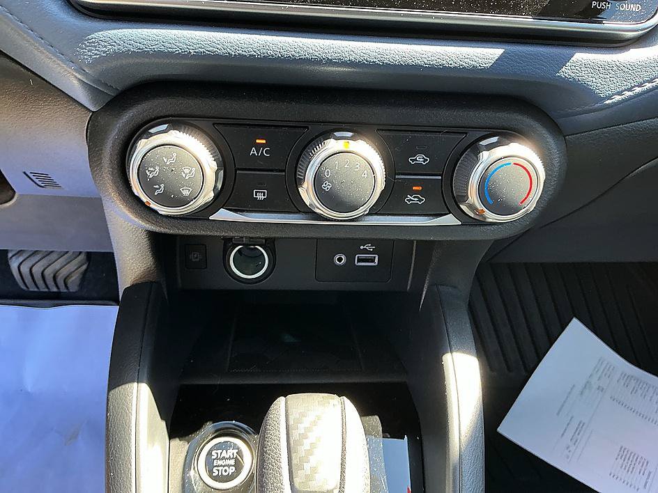 Certified 2025 Nissan Versa SV w/ Trunk Package FWD image 18