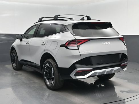Certified 2025 Kia Sportage SX AWD/4WD image 4