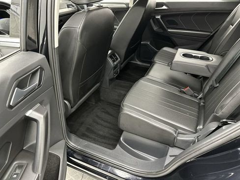 Certified 2023 Volkswagen Tiguan SE AWD/4WD image 22