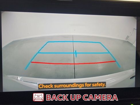 Certified 2025 Toyota Highlander XLE image 24