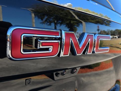 New 2026 GMC Yukon Elevation w/ Elevation Premium Package image 33