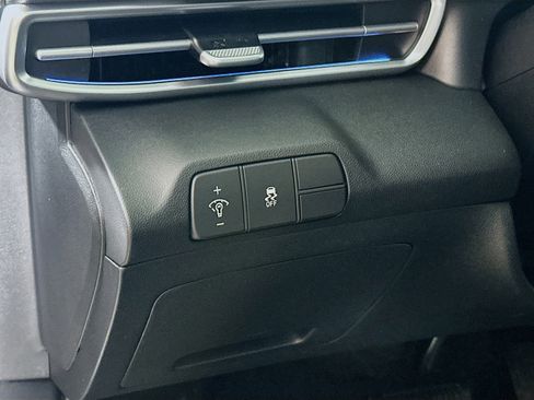 New 2026 Hyundai Elantra Limited image 10