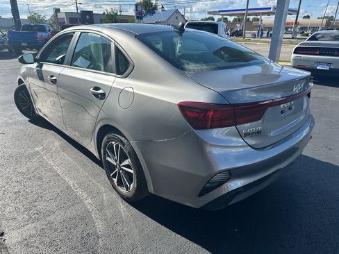 Used 2022 Kia Forte LXS w/ LXS Technology Package image 10