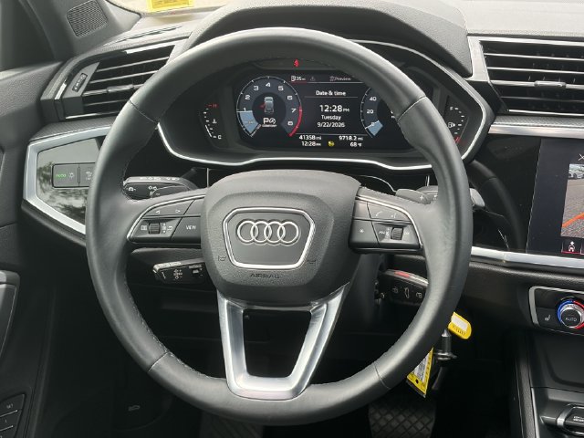 Used 2022 Audi Q3 2.0T Premium Plus AWD/4WD image 15