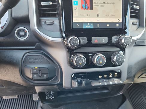 New 2025 RAM 2500 Big Horn image 12