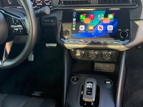 Used 2023 Nissan Z w/ Floor Mat Package (L93) RWD image 26