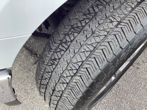 Used 2024 Ford F150 Lariat image 10