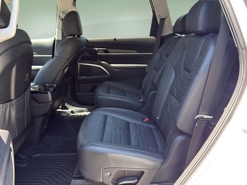Used 2020 Kia Telluride SX w/ SX Prestige Package AWD/4WD image 16
