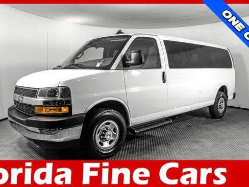 Used 2023 Chevrolet Express 3500 LT w/ LT Preferred Equipment Group RWD image 1
