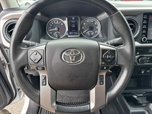 Used 2022 Toyota Tacoma SR5 image 27