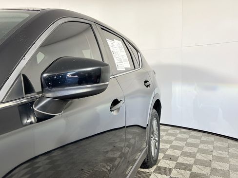 Used 2017 MAZDA CX-5 Touring w/ Preferred Equipment Package image 13