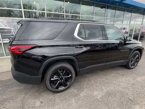 Certified 2023 Chevrolet Traverse LT w/ LT Premium Package image 8