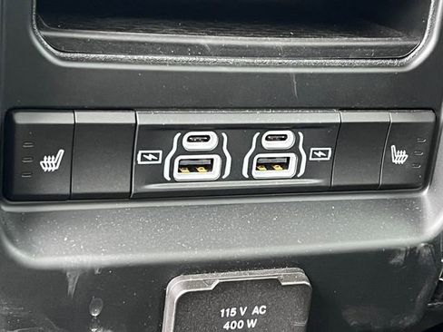 Used 2024 RAM 3500 Limited image 42