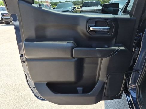 Used 2022 Chevrolet Silverado 1500 Custom RWD image 34