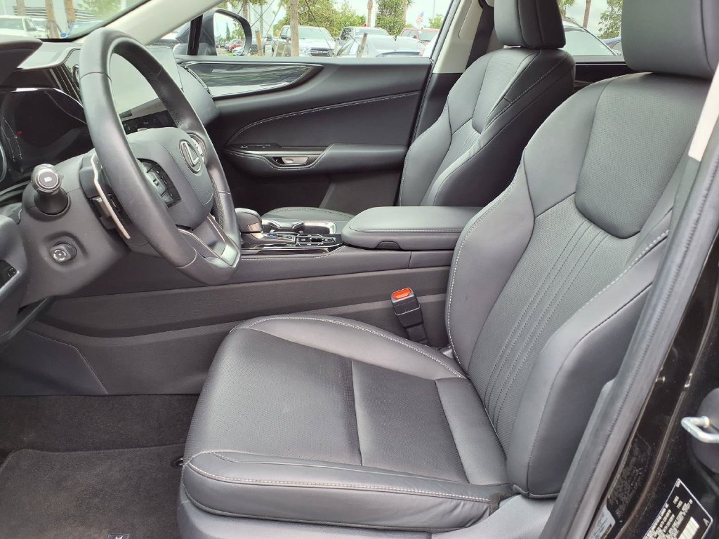 Used 2025 Lexus NX 250 FWD w/ Cold Area Package image 27