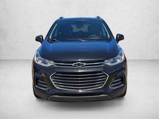 Used 2021 Chevrolet Trax LT w/ Midnight Edition FWD video 2