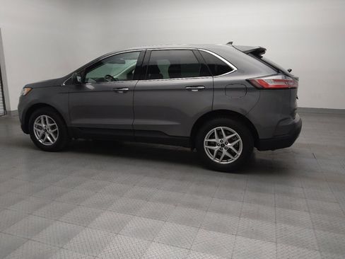Used 2023 Ford Edge SEL image 3