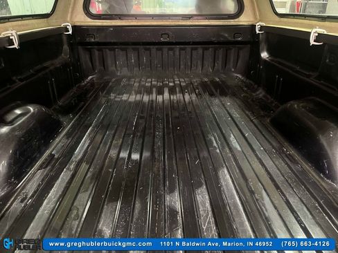 Used 2016 GMC Sierra 1500 2WD Regular Cab w/ Sierra Appearance Package image 14