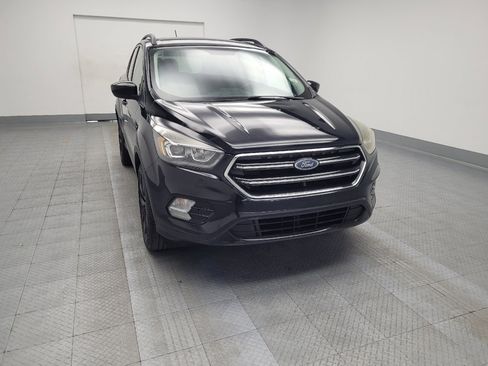 Used 2018 Ford Escape SE w/ SE Sport Appearance Package FWD image 14