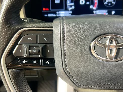 Used 2023 Toyota Tundra 1794 Edition AWD/4WD image 18