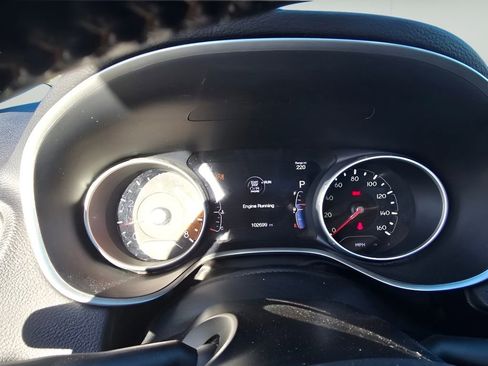 Used 2018 Jeep Compass Latitude w/ Popular Equipment Group image 23