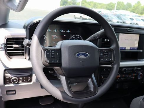 New 2025 Ford F350 XLT image 21