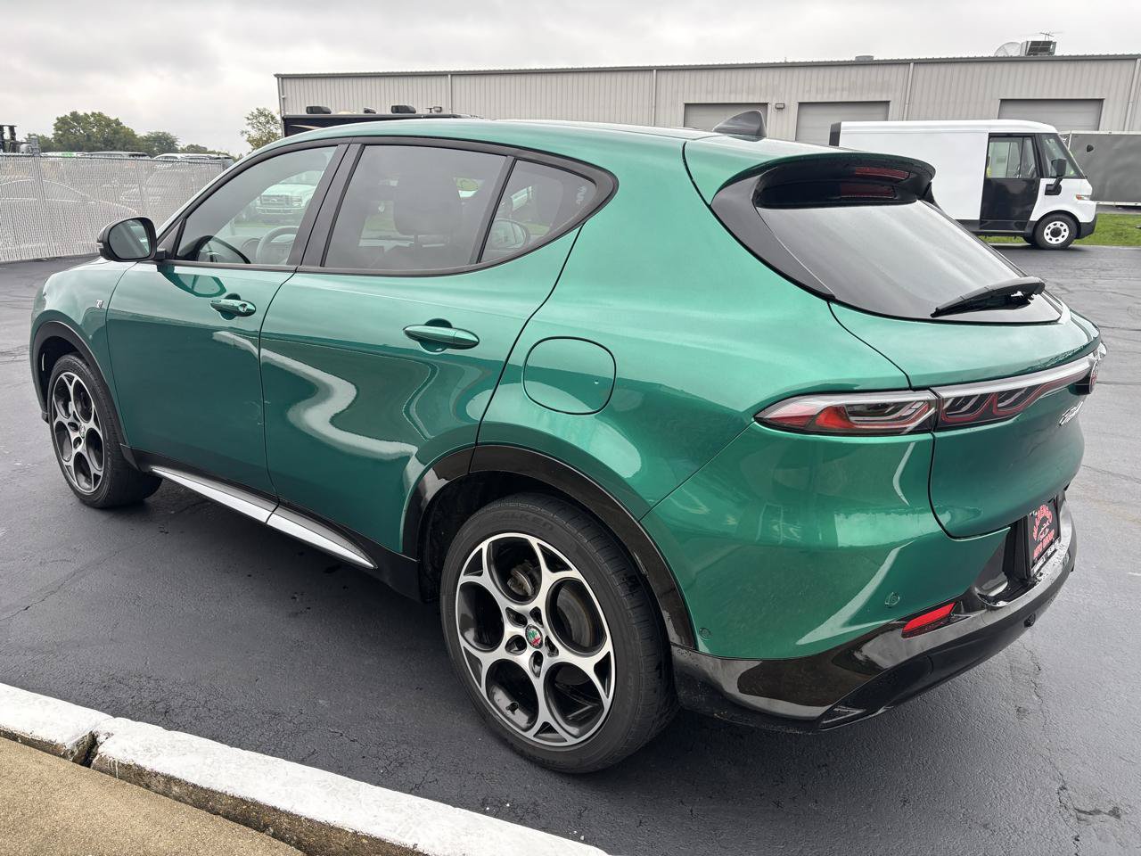 Used 2024 Alfa Romeo Tonale Ti AWD/4WD image 5