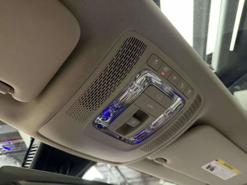 Certified 2023 Mercedes-Benz GLB 250 4MATIC image 31