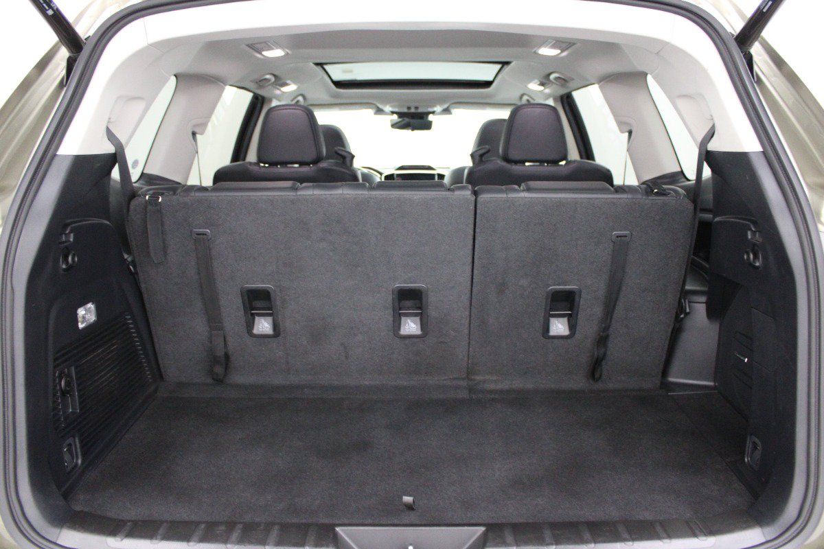 Used 2024 Subaru Ascent Touring w/ Popular Package #2 AWD/4WD image 10